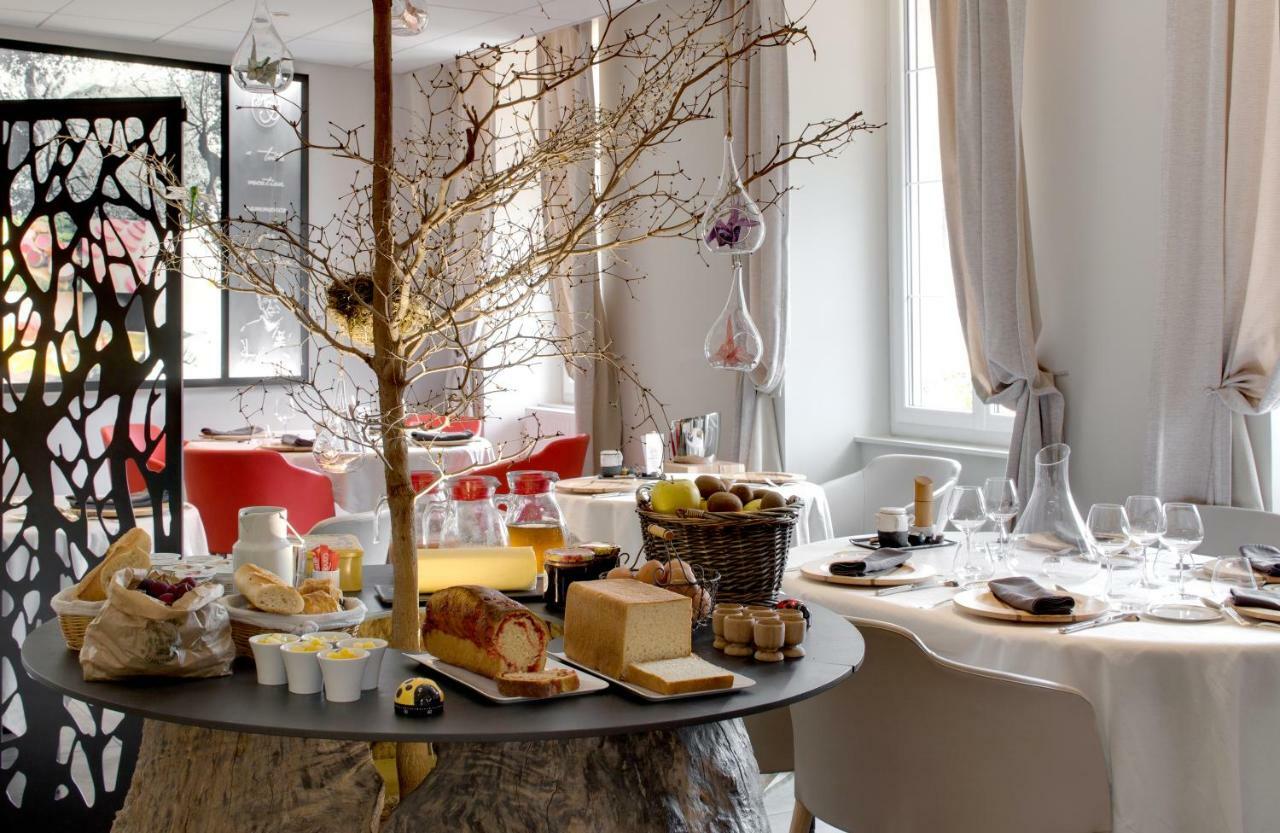 Hotel De France Монмаро Экстерьер фото